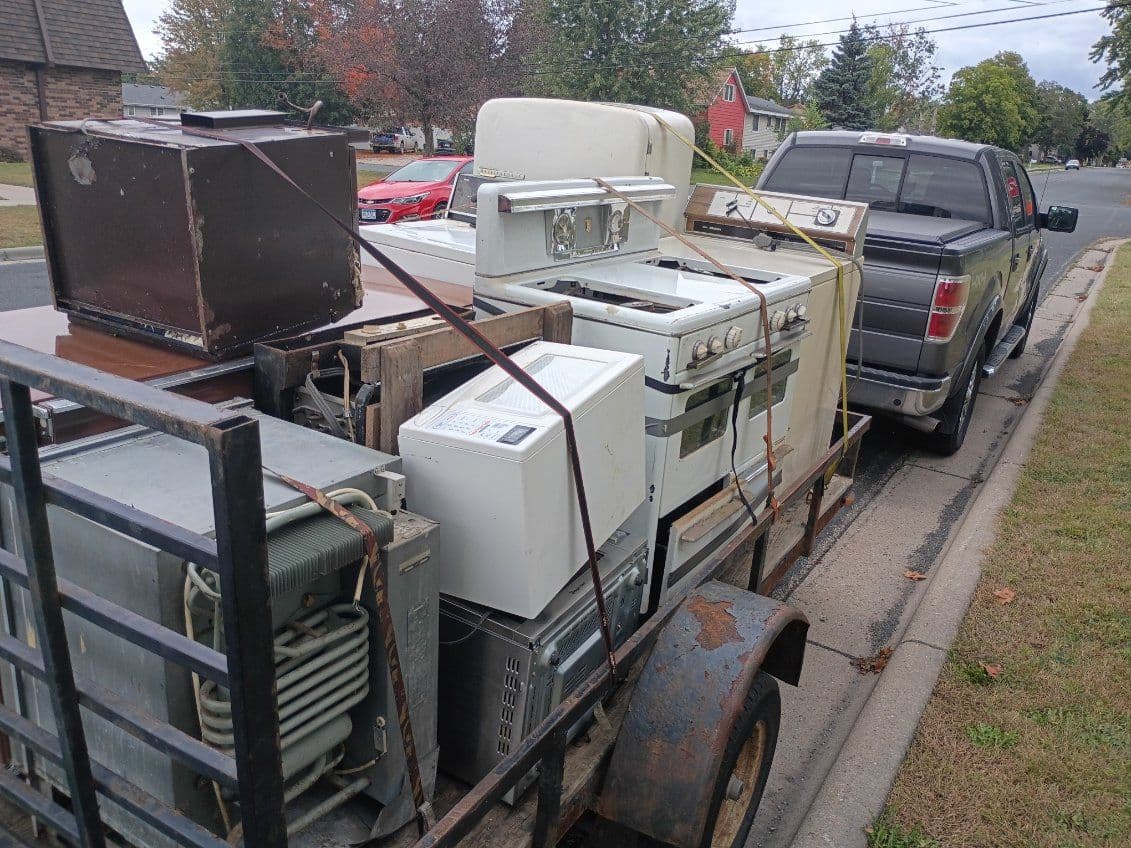 Gallery photos for Effortless Appliance Removal and Recycling Service: Image #1