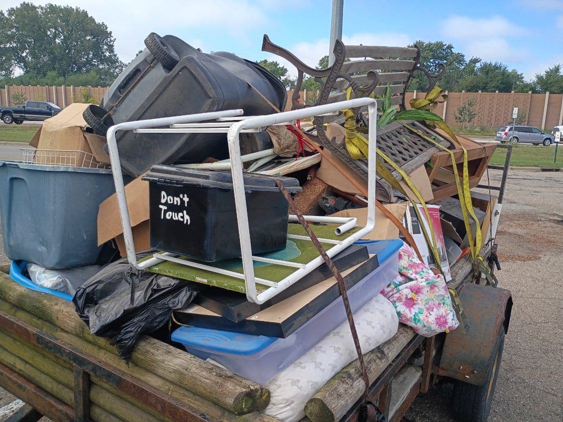 Gallery photos for Belle Plaine MN Trailer Park Cleanup Success: Image #3