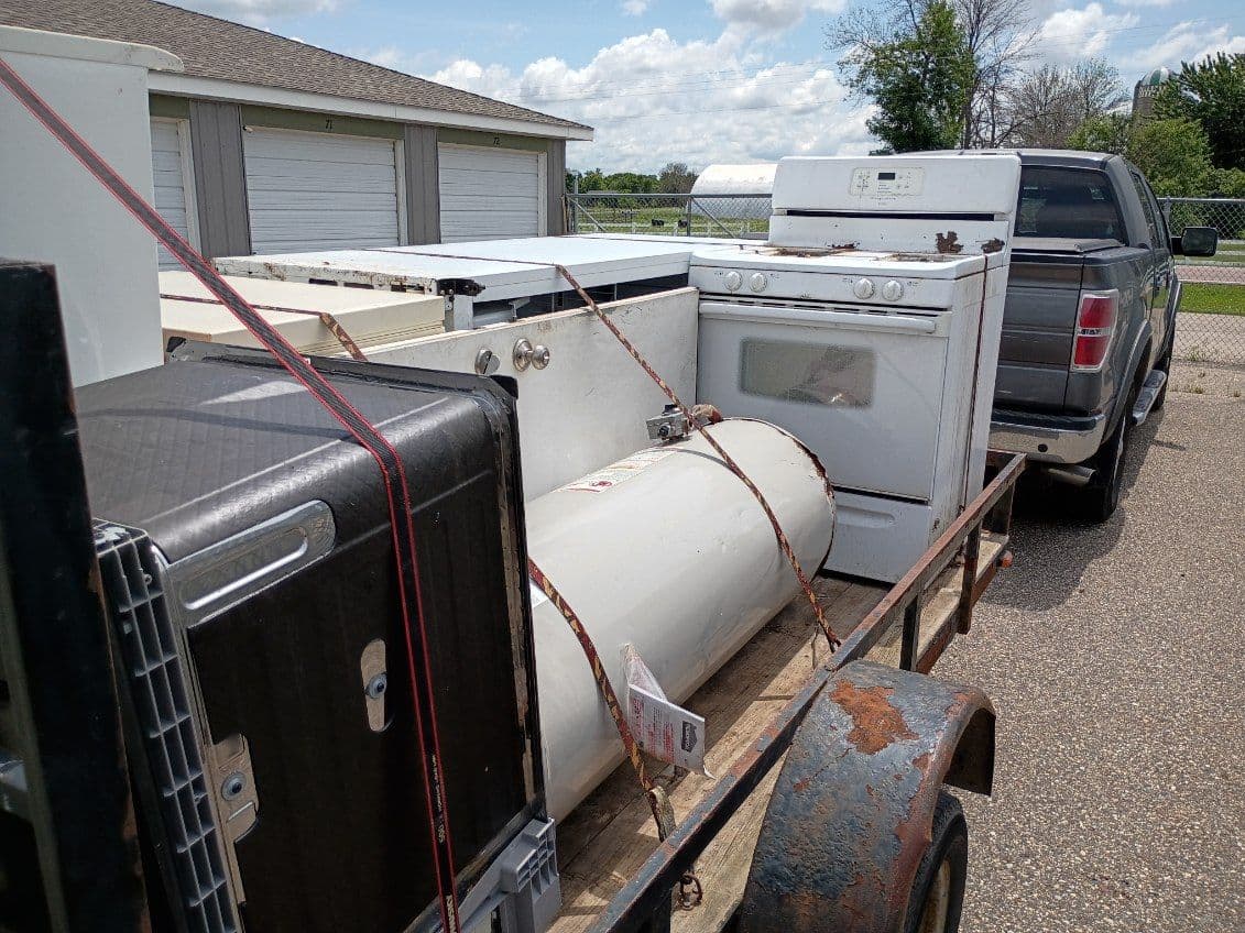 Gallery photos for Efficient Appliance Removal with Eco-Friendly Disposal: Image #2